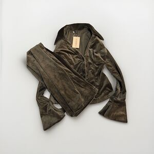 NWT Cosmina Velvet 2 Piece Set Womens Small Brown Flare Pants Lounge Outfit